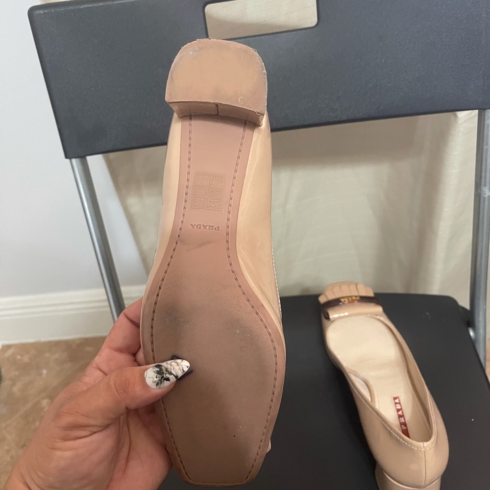 Prada - Picture 5 of 5